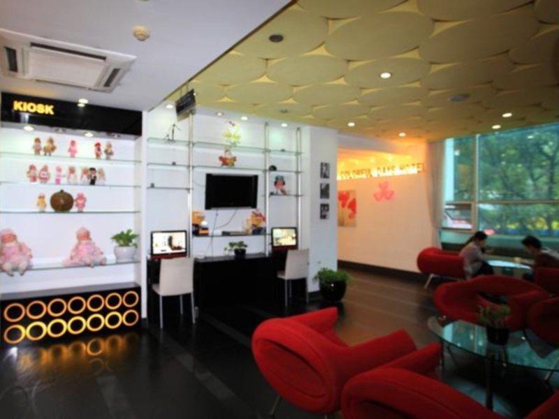 Guangzhou Colorful Days Hotel エクステリア 写真